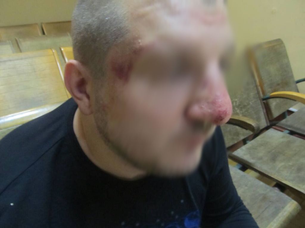 Громадянина України силоміць витягли з потяга та побили російські прикордонники