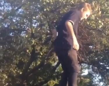 На харківських підлітків відкрили справу за осквернення меморіалу розстріляним у Другу світову полоненим воїнам