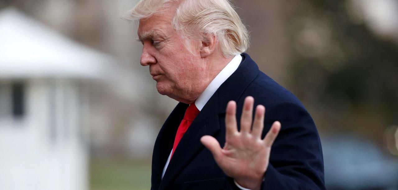 Трамп заблокував заяву Білого Дому про героїзм Джона Маккейна, обійшовшись постом у Twitter