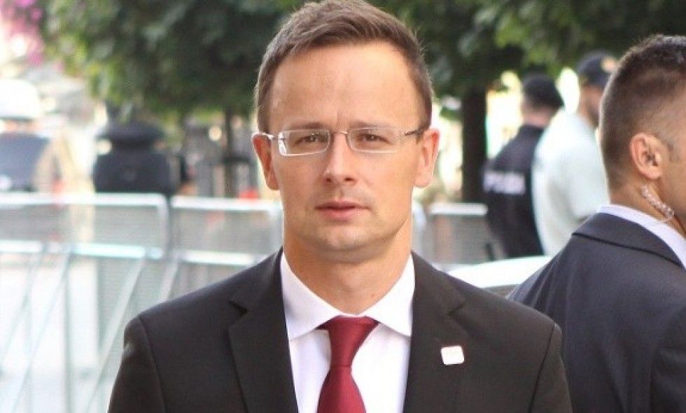 Сійярто звинуватив Порошенка в розпалюванні ненависті проти угорців Закарпаття