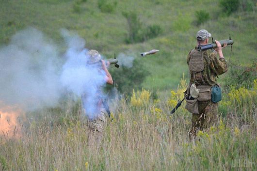 Через проблеми із психікою бойовики на Донбасі все частіше обстрілюють своїх же — штаб ООС