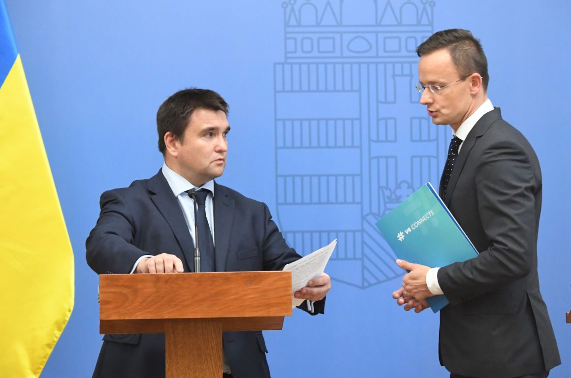 Угорщина відмовилася відкликати консула за видачу своїх паспортів на Закарпатті
