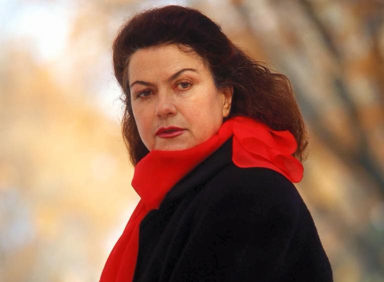 Ніла Крюкова померла в Києві