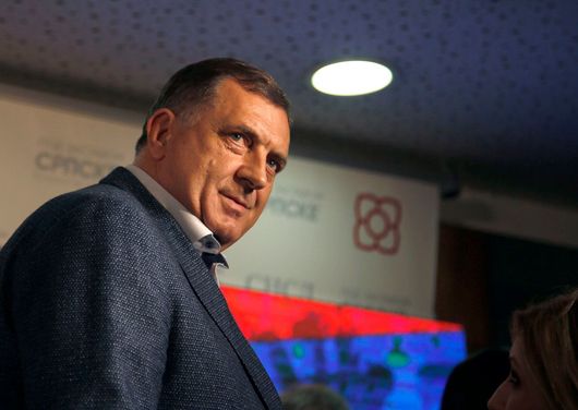 Країна лебедя, рака і щуки: чому президентські вибори ще більше розділили Боснію і Герцеговину