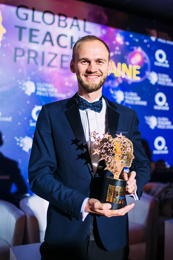 Олександр Жук: Постійно підхоплюю інтерес дітей до навчання, особливо  до тем з екології, ІТ-технологій