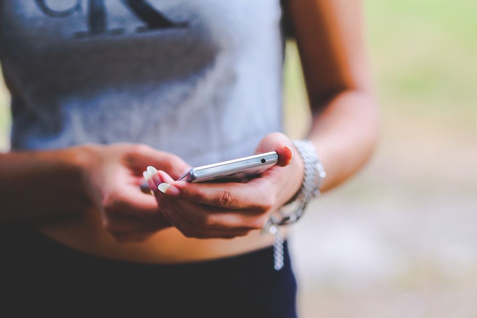 Дані та повідомлення 47 тисяч українців з Facebook «злили» у відкритий доступ: підозрюють росіян