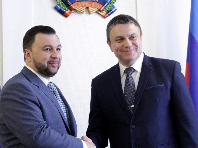 Окупований Луганськ та Донецьк «сенсаційно» очолили ті самі Пушилін і Пасічник