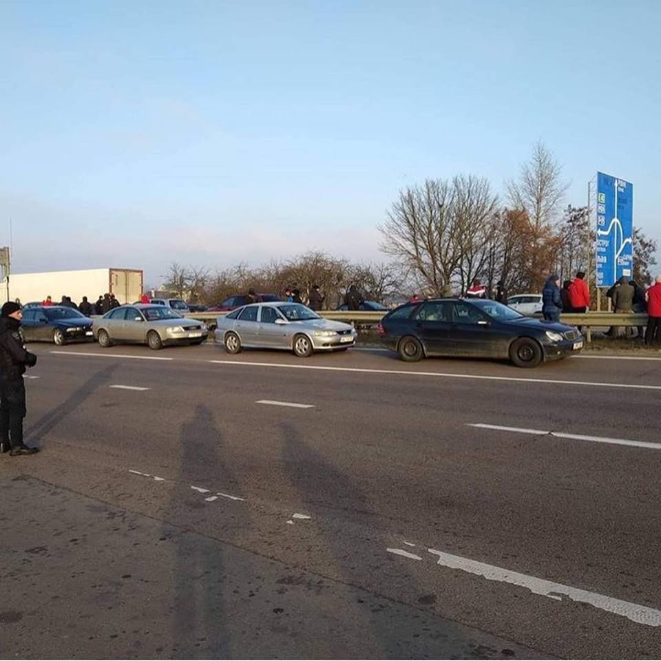 «Євробляхар» наїхав на начальника патрульної поліції Рівненщини