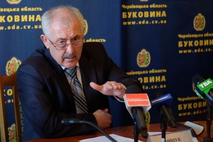 Олександр Фищук з нагородою звільнений з посади голови Чернівецької облдержадміністрації