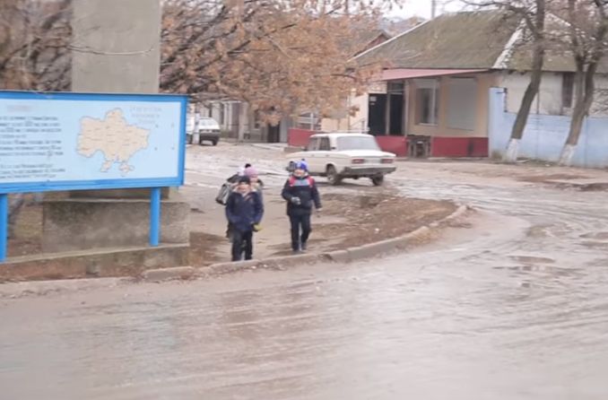 У школі на Одещині вибухнув скандал через зйомки порно за участі школярів