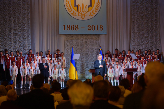 Петро Порошенко на святкуванні 150-річчя «Просвіти» закликав українців не допустити реваншу проросійських сил
