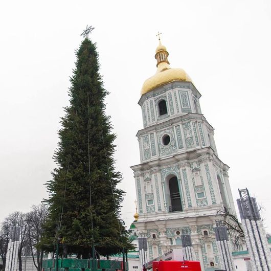 Ой струнка ялинка в нас: як Київ відзначатиме зимові свята