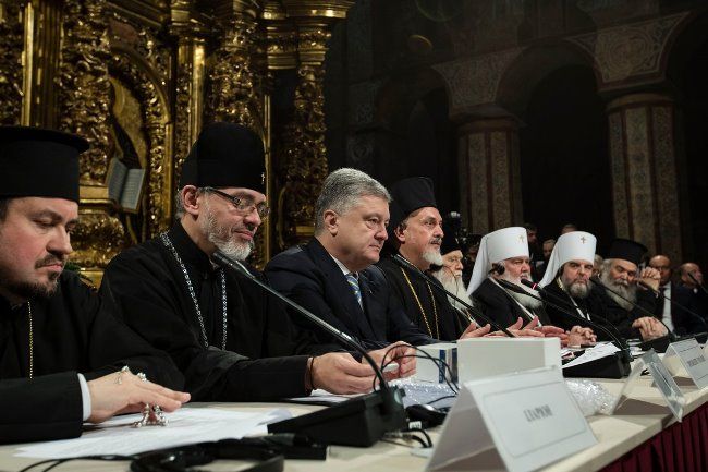 Петро Порошенко з «президії» Об'єднавчого собору закликав до «найрозумнішого» рішення (відео)
