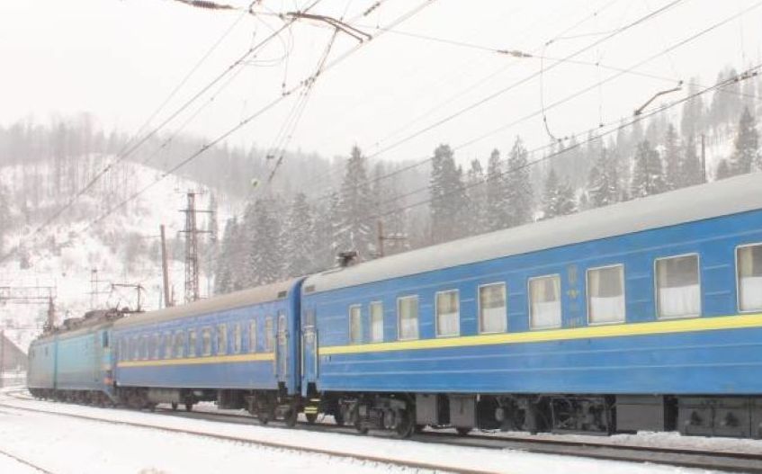 Укрзалізниця відкрила продаж квитків на 5 «святкових» поїздів