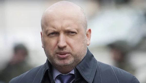 Олександр Турчинов про захист Азова: Нові ракети зможуть знищити Керченський міст