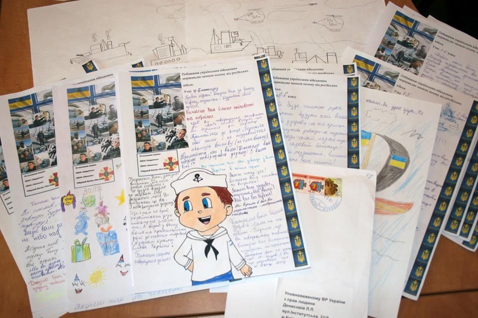Учні ліцею Сміли написали листи в СІЗО Москви полоненому капітану буксира «Яни Капу» Олегу Мельничуку