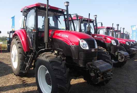 У Херсоні зійшли з конвеєра перші малогабаритні трактори iз китайських комплектуючих