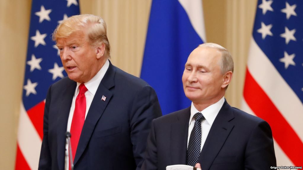 Дональд Трамп отримав скандал через розслідування ФБР про його зв'язок з Росією