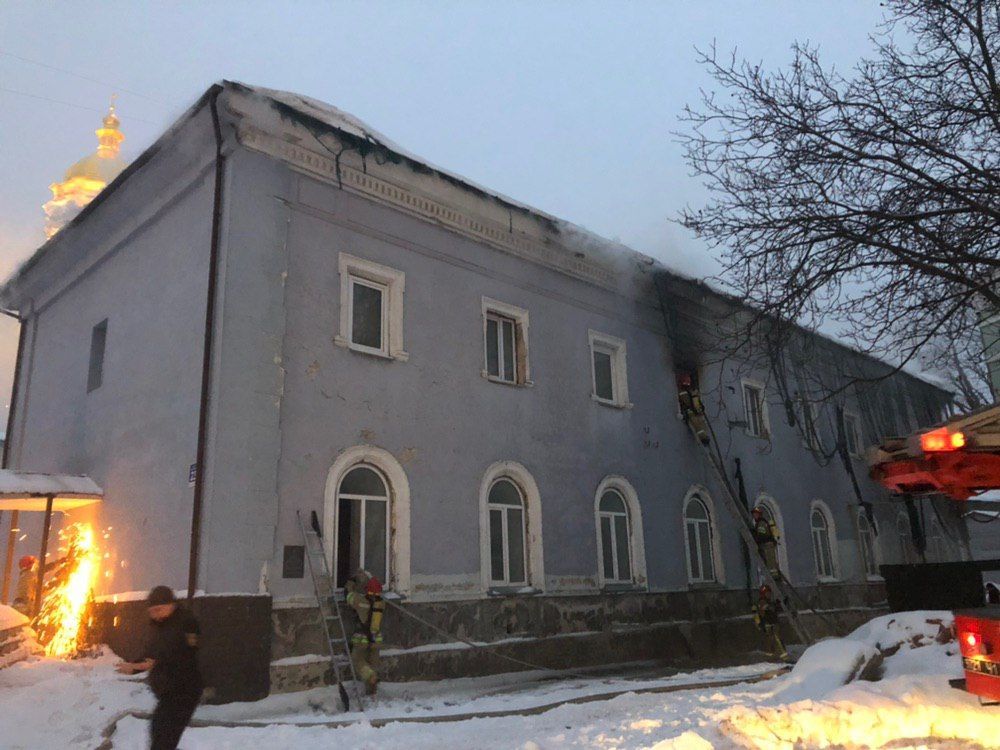 За підпал Києво-Печерської лаври затриманий 24-річний безхатько (фото)
