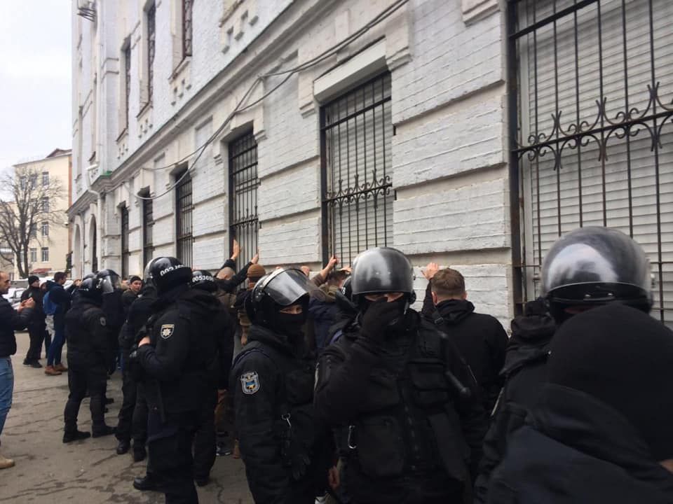 Під час акції Хто замовив Катю Гандзюк? між С-14 та поліцією сталися сутички
