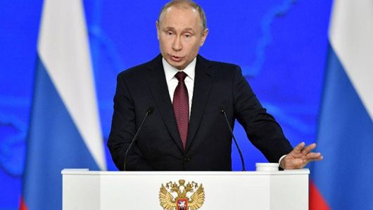 На волосині від війни: з чим цього року прийшов Путін до Федеральних зборів