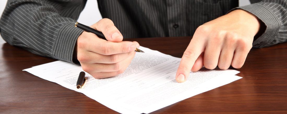 Дискримінація словом: у Дніпрі в школі не прийняли заяву на ім'я «директорки» (відео)