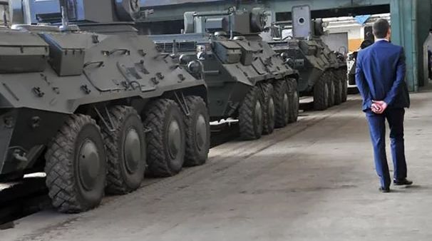 Луценко: ФСБ Росії перекрила всі схеми постачань деталей в Україну