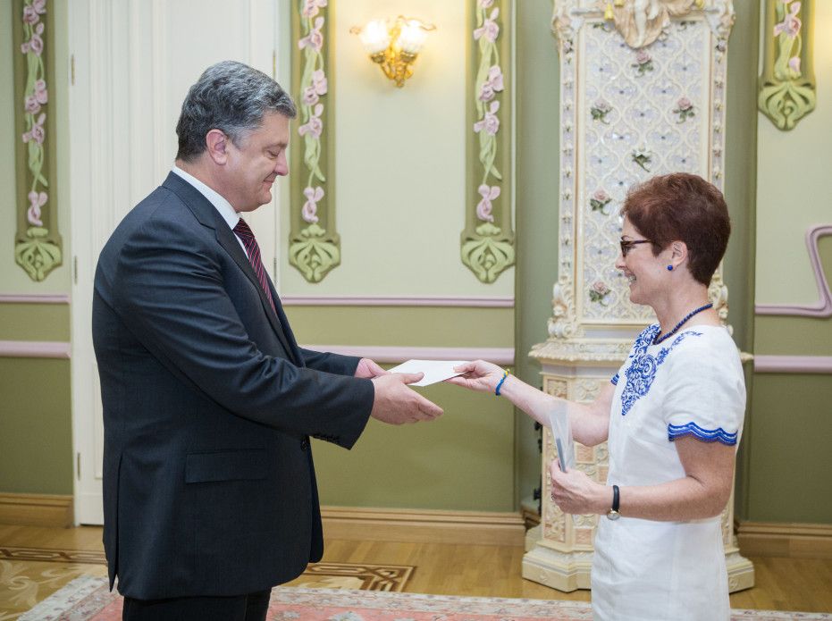 Порошенко заявив про повну підтримку Йованович