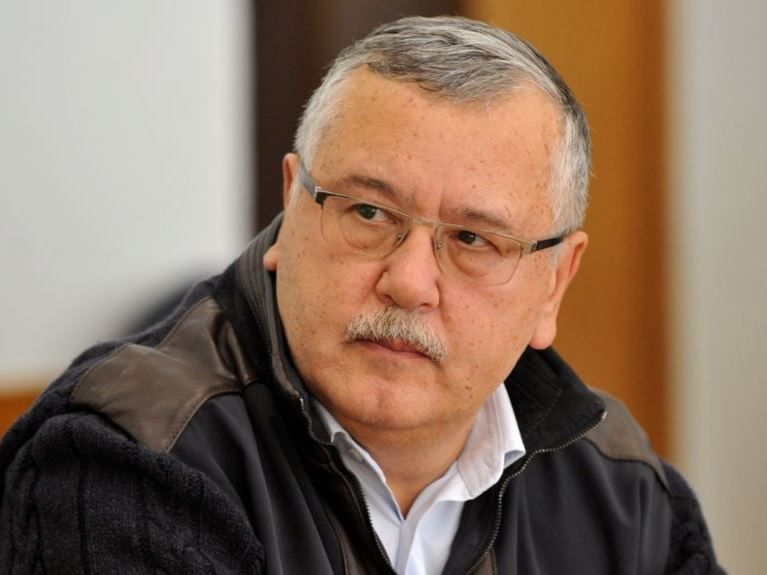 Гриценко в разі перемоги обіцяє Садовому крісло прем’єра