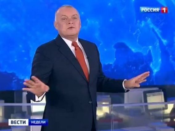 За спам і пости про Україну Facebook видалив 1907 сторінок Росії