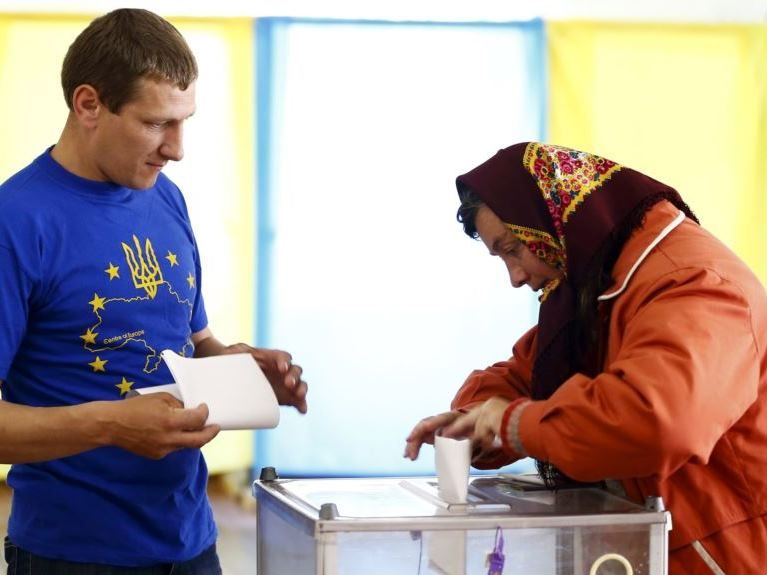 The Independent: Коли кружляють яструби Росії, вибори в Україні мають бути у фокусі уваги Заходу