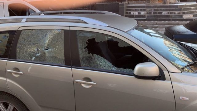 Активісту Володимиру Позиничу в Ірпені пошкодили автомобіль за виступи проти забудовників