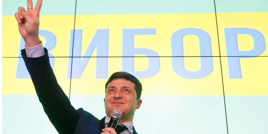 Володимир Зеленський відповів Порошенку «маріонеткою Свинарчука»