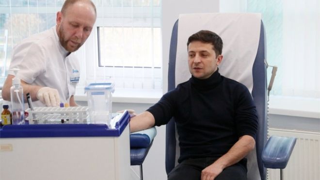 Володимир Зеленський здав аналізи на наркотики і алкоголь в приватній лабораторії