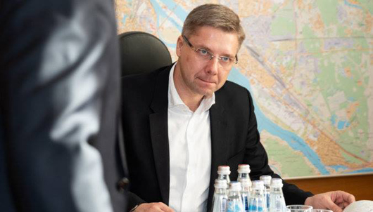 Прокремлівського мера Риги відсторонили через корупційний скандал