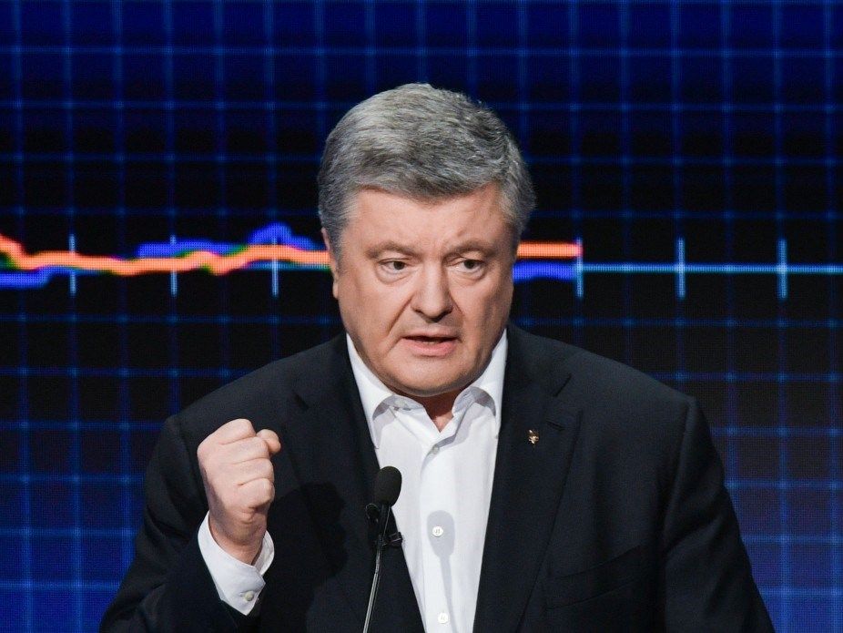 Порошенко назвав вибори без дебатів купівлею «кота в мішку»