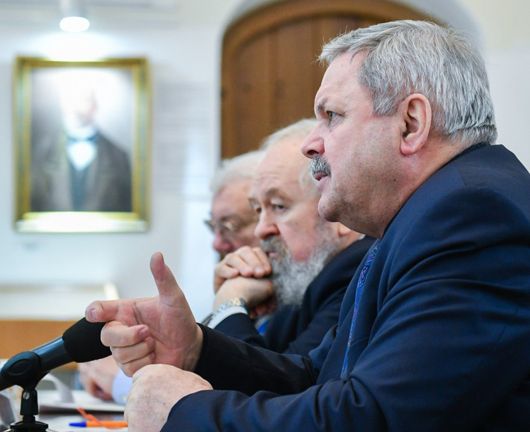 Стати мудрішими: ініціативна група «Першого грудня» закликала Україну підтримати Порошенка