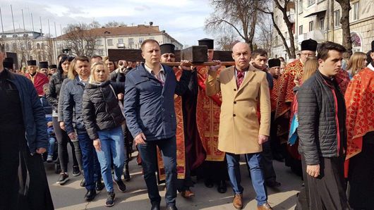 Тернополяни долучилися до символічної дороги Сина Божого