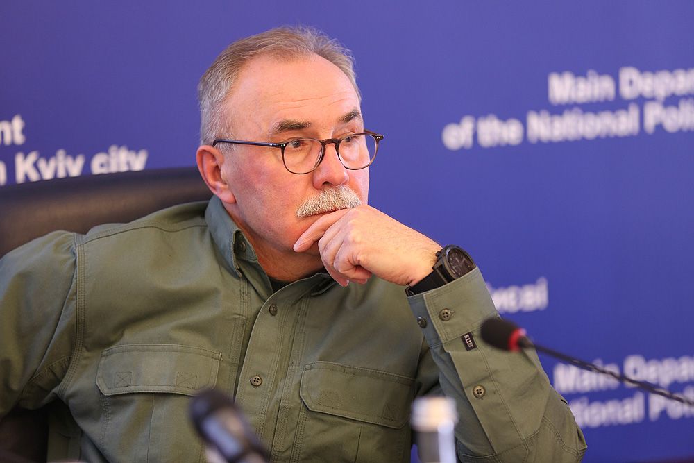 МВС: На в'їзді в Київ транспортний колапс, людей везуть зі всієї країни