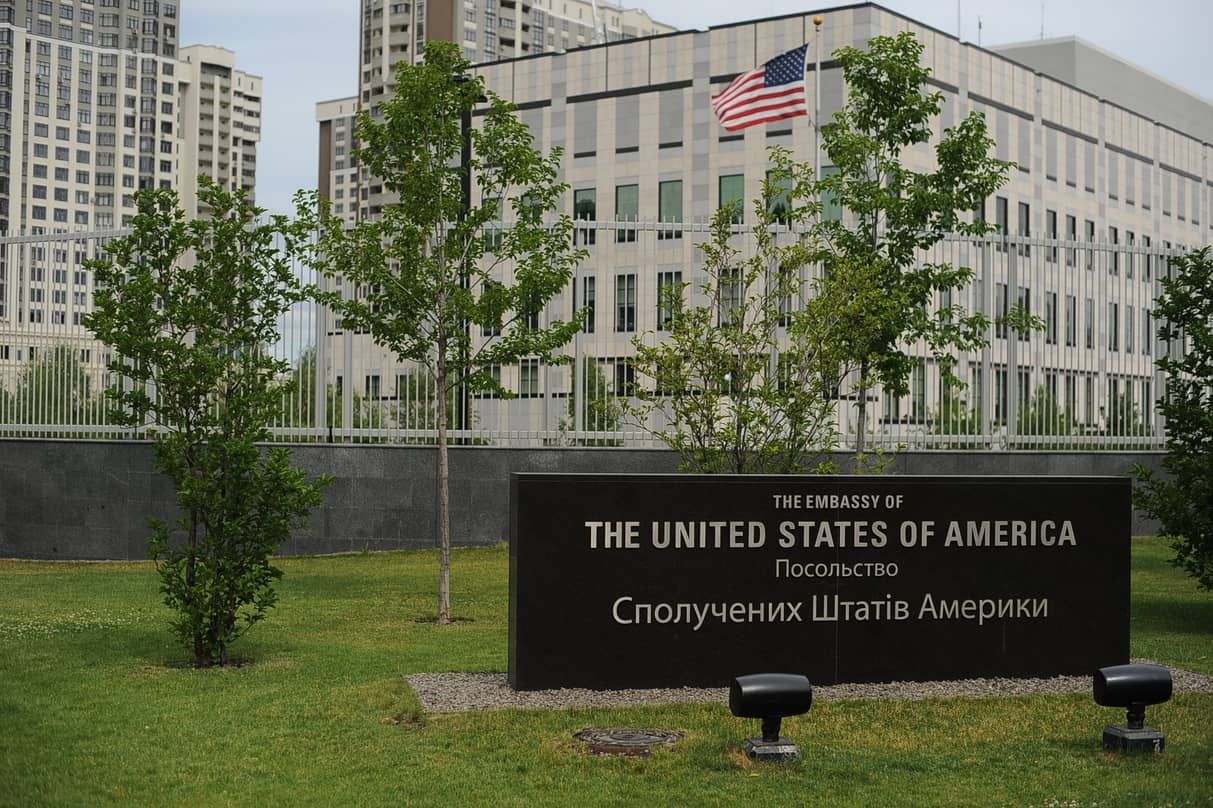 Посольство США в Україні привітало Зеленського з перемогою