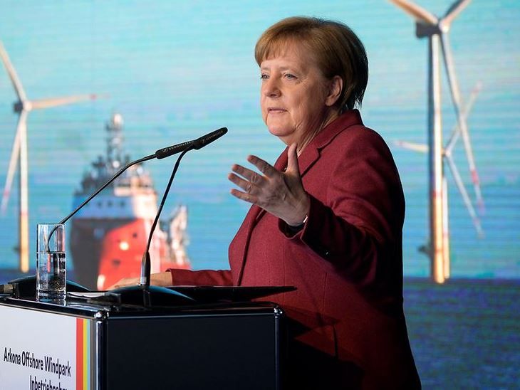 Ангела Меркель привітала Зеленського і запросила в Берлін