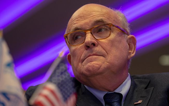 Адвокат Трампа скасував візит в Україну