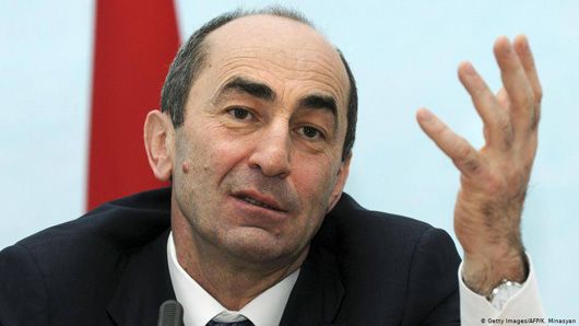 Глава уряду Вірменії Нікол Пашинян закликав громадян блокувати корумповані суди