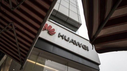 Google заблокує всі оновлення для Huawei через підозру в шпіонажі
