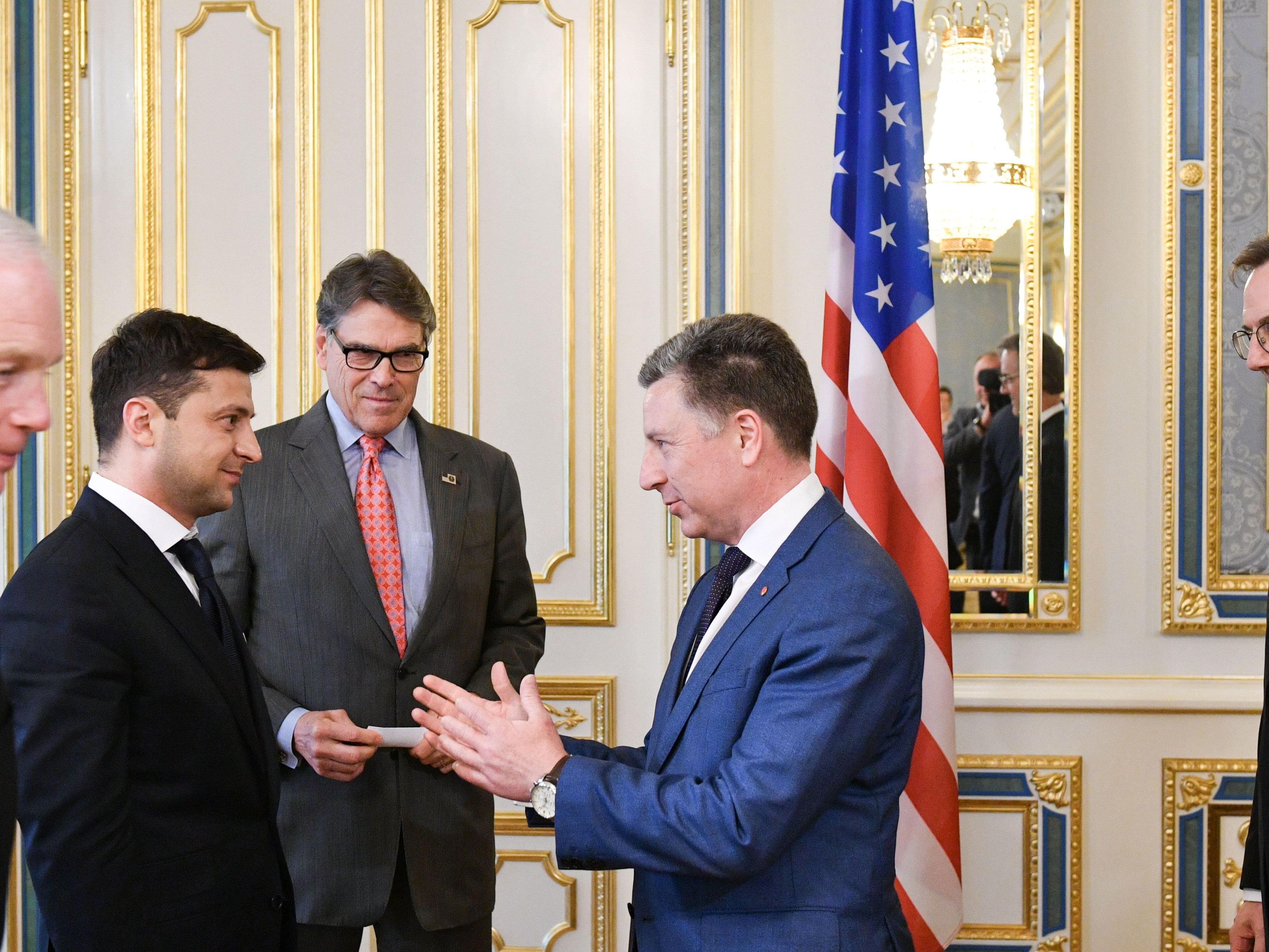 Зеленський просить США посилити тиск санкціями на Росію