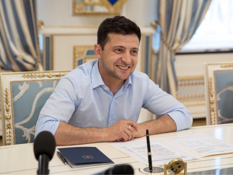 Петиція за відставку Зеленського набрала 55% голосів