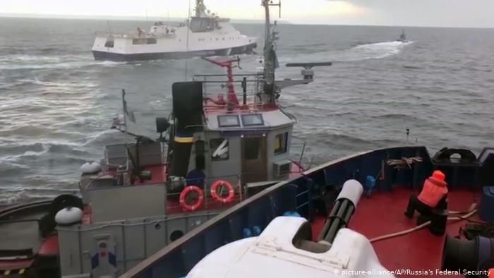 Матіос: Суд дозволив заарештувати 15 військових РФ за агресію біля Керченської протоки