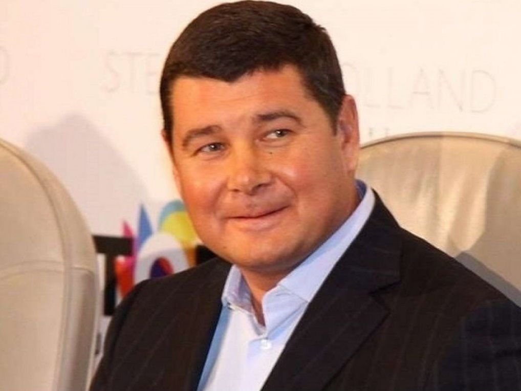 Суд зобов’язав зареєструвати Олександра Онищенка на виборах до Ради
