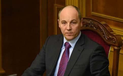 Парубій вимагає від Зеленського підписати закон про ТСК