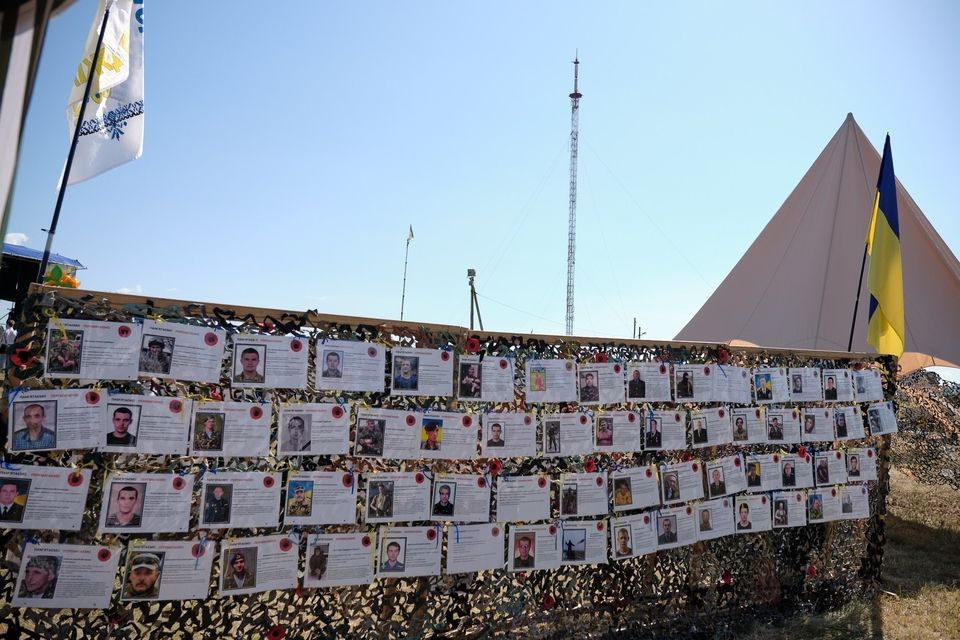 На горі Карачун вшанували пам'ять загиблих воїнів